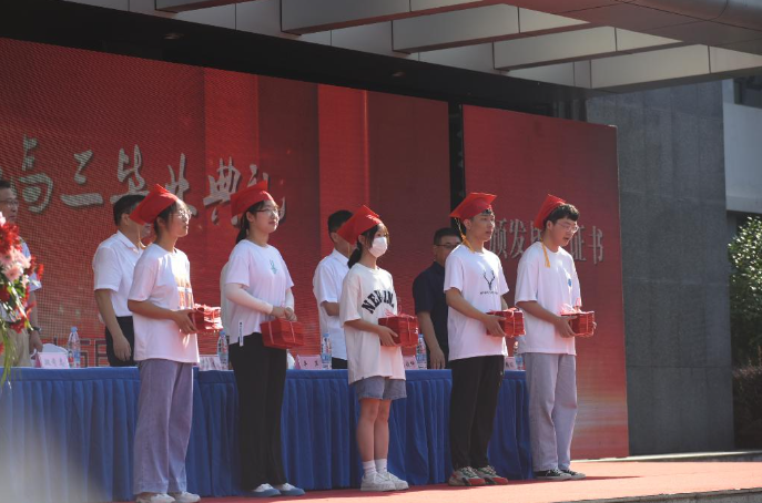 2025年湖南省高中畢業證發放指南